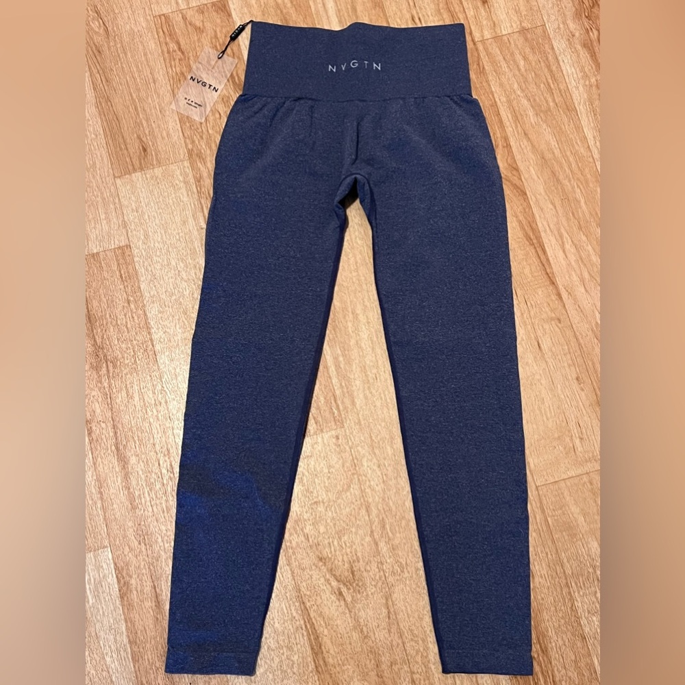 NVGTN New Women’s Leggings - never worn